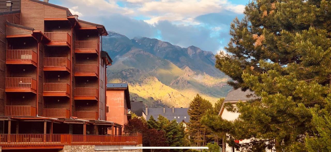Apartamentos Formigal - Admite Mascotas - Eksteriør bilde